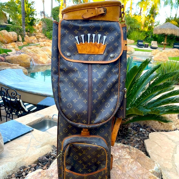 Louis Vuitton Other - The ultimate Rare Louis Vuitton vintage golf club shoulder bag with LV Balls